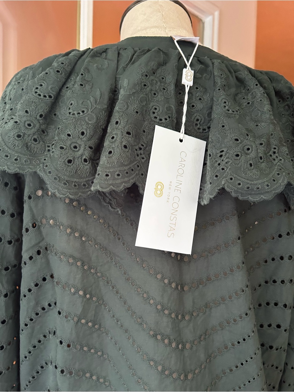 Caroline Constas Dark Green Eyelet Ruffled Cape Collar Blouse. Large. - Picture 4 of 9